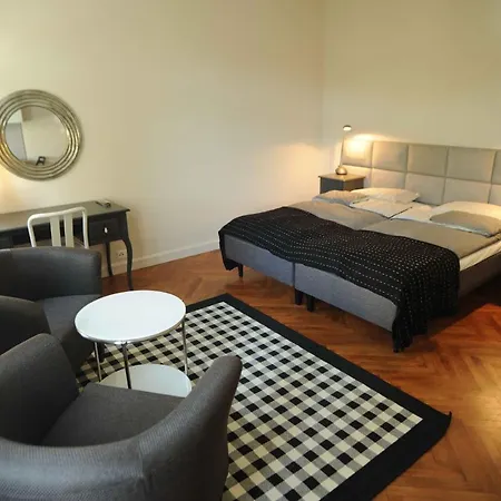 Apartment Duo *